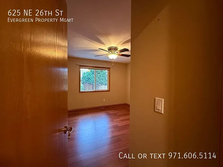625 NE 26th St — Photo 14