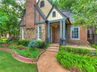 1121 Glenwood Ave, Nichols Hills, OK 73116