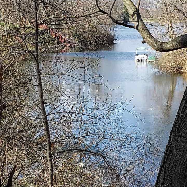1st image of 236 Westshore Dr