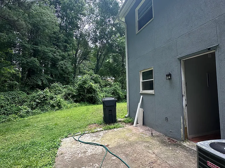 5172 Williams Rd #B — Photo 11