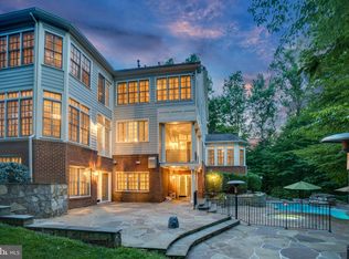 862 Centrillion Dr, Mc Lean, VA 22102