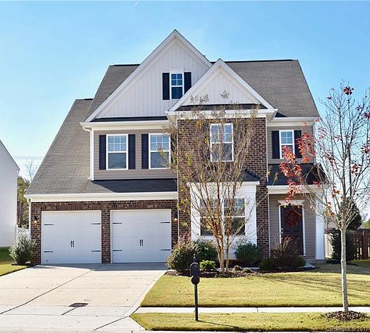 1st image of 567 Marthas View Dr NW #12