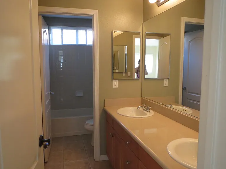 13058 Deer Park Way — Photo 4