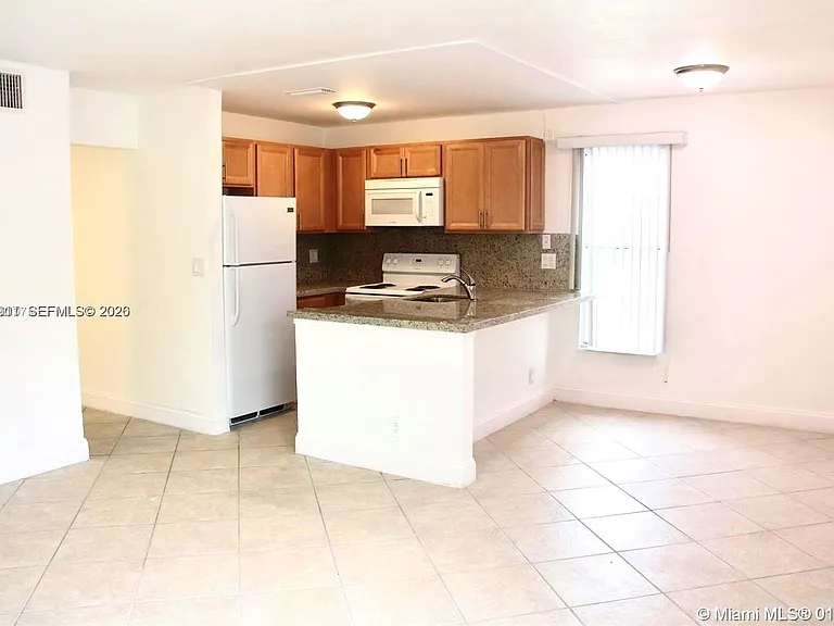 3004 Coral Ridge Dr #110B — Photo 3