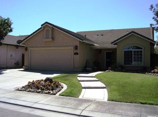 952 Pearwood Cir, Lodi, CA 95242