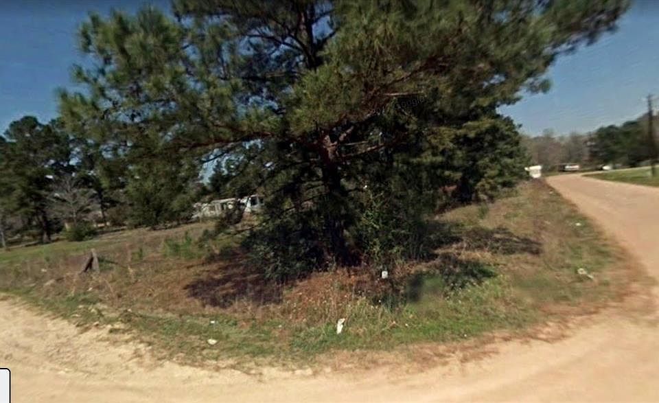 2nd image of 349 Alan Rd