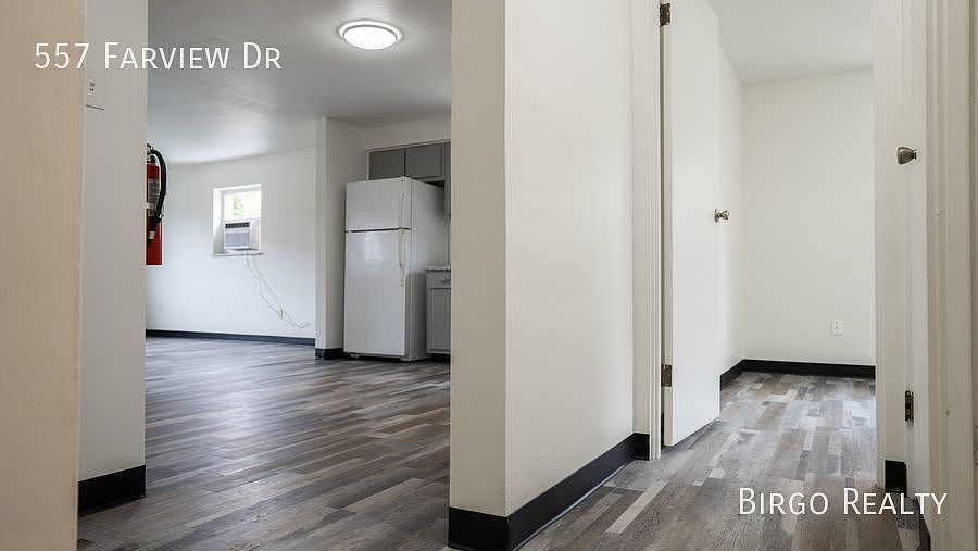 1st image of 557 Farview Dr
