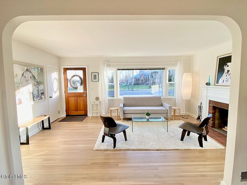 4th image of 685 New Scotland Avenue