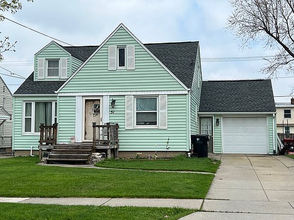 3rd image of 51 Sunnydale Dr