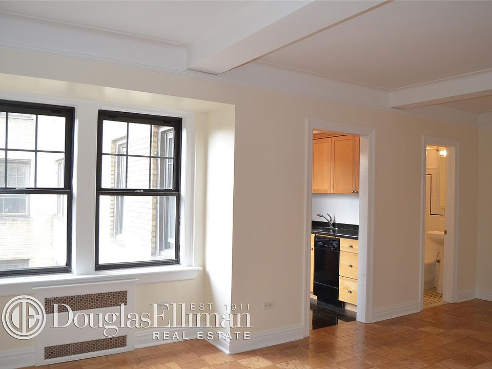 1st image of 95 Christopher St APT 7C