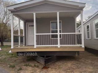 12 Jackson Dr, Millville, NJ 08332