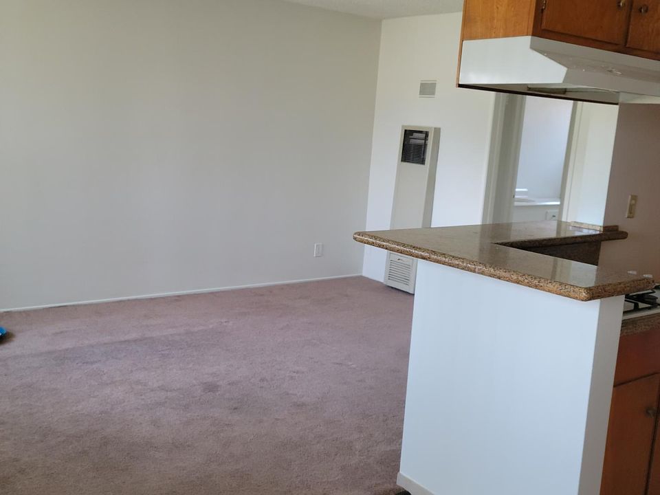 1st image of 4695 N Bellflower Blvd #7