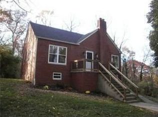 881 McQueen Blvd, Saint Albans, WV 25177
