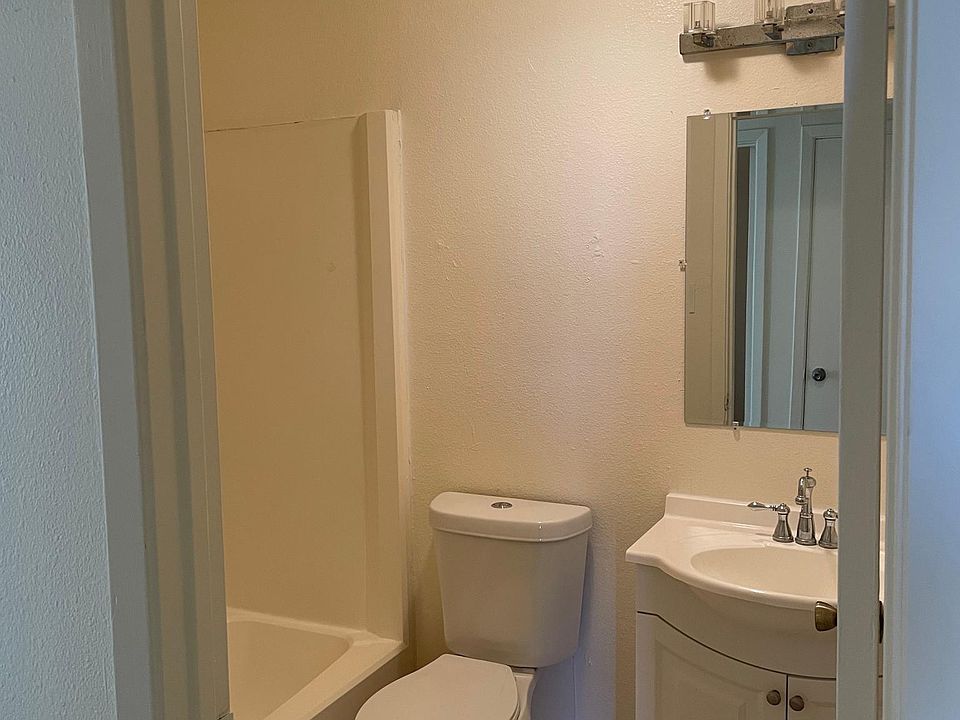 Common Bathroom