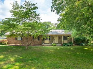 17771 Tallyho Dr E, South Bend, IN