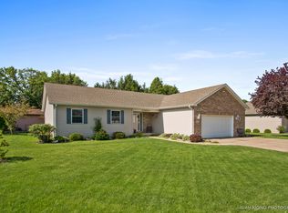 722 E Knights Rd, Sandwich, IL 60548