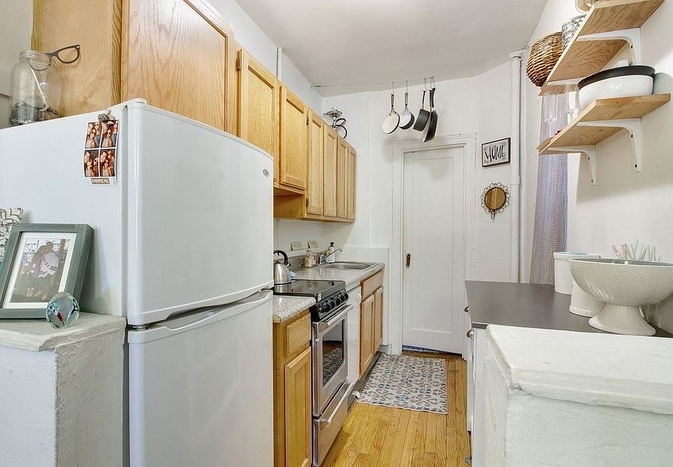 1st image of 101 Macdougal St APT 4b