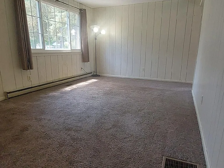 460 Lee Ave #460 — Photo 15