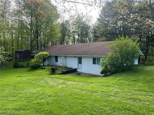 9877 County Road 292, Millersburg, OH 44654