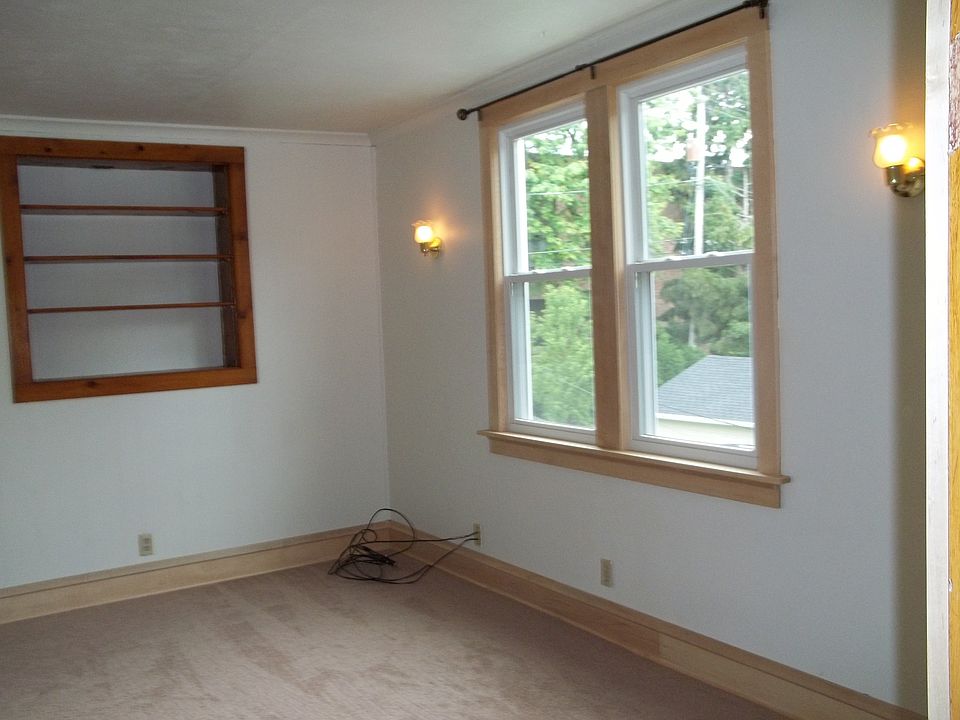 Beautiful living room, 12 x 15 feet