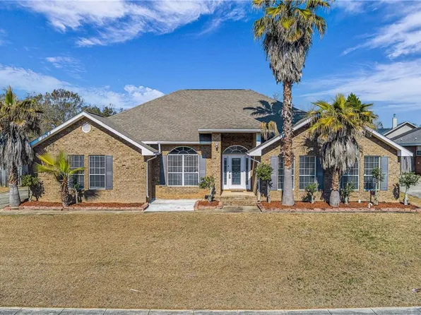 8270 Mossberg Dr N, Theodore, AL 36582