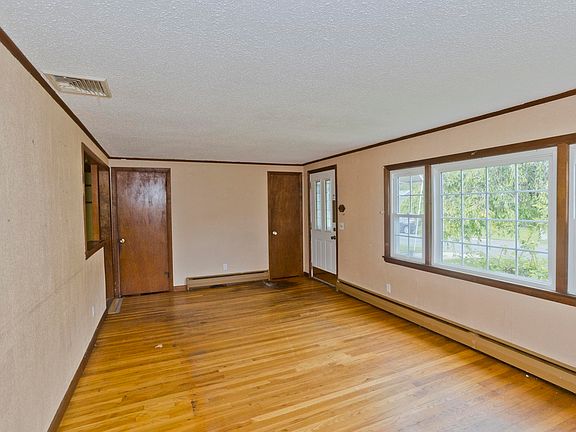 5th image of 67 Warwick Rd