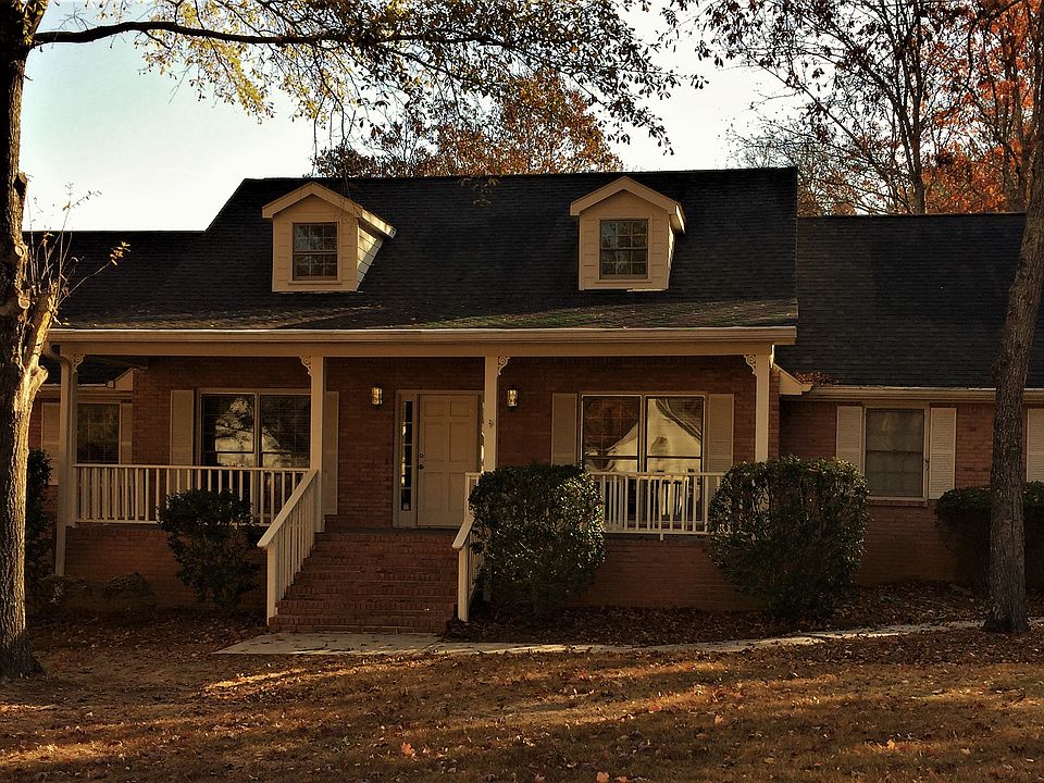 1st image of 2931 N Tower Way NE