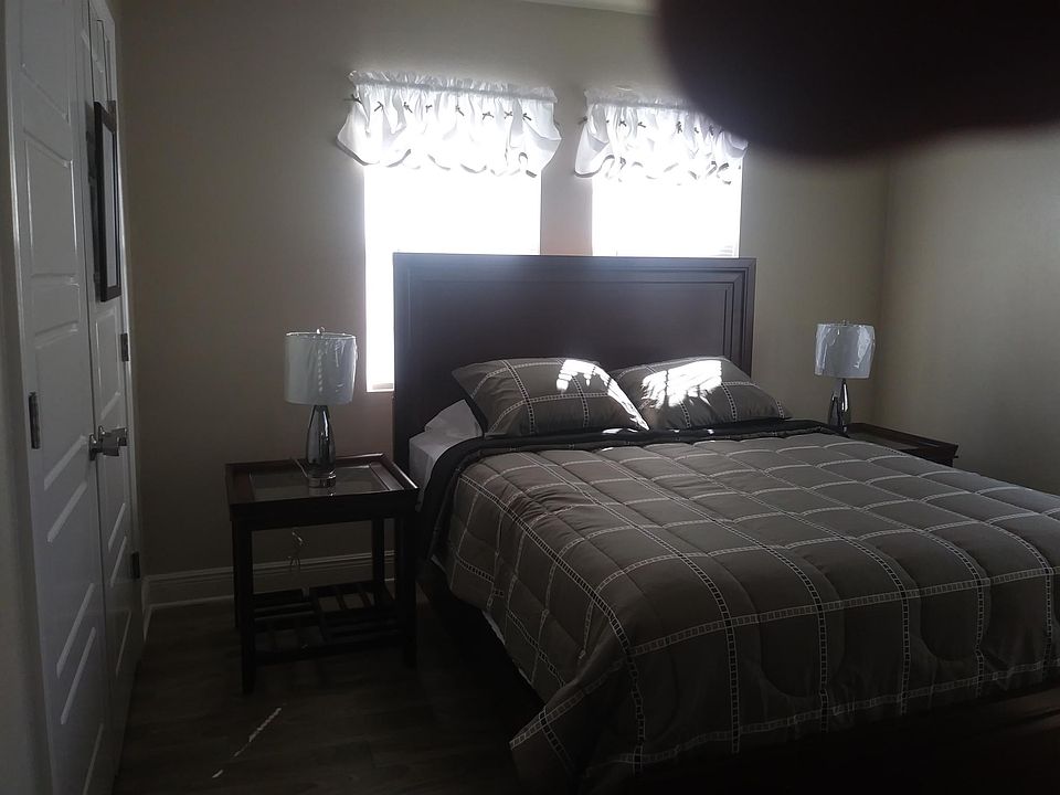 1st image of 4569 Eastview Dr