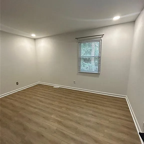 1453 Springleaf Cir SE — Photo 10