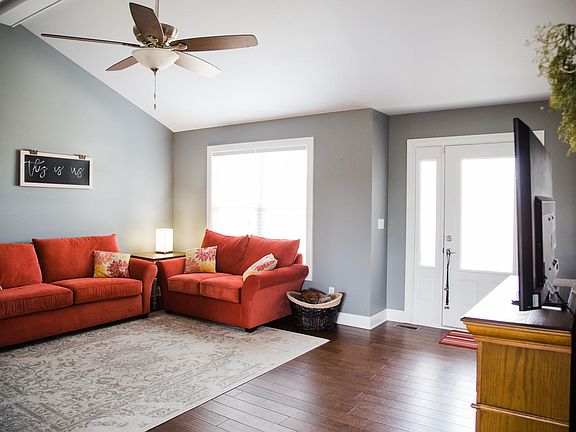 4th image of 104 Cochran Hill Ln