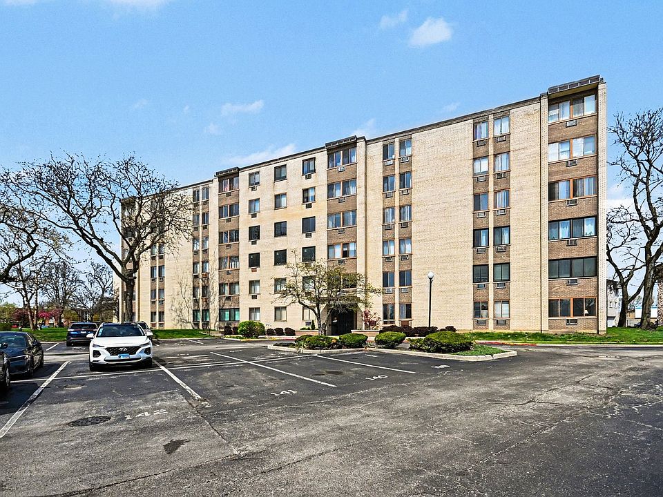 1st image of 9720 S Pulaski Rd APT 102