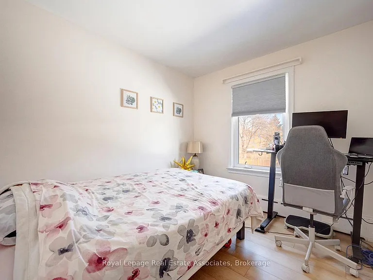 49 Bemersyde Dr #A — Photo 9