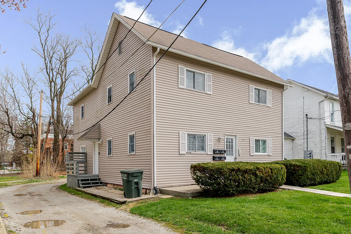 Building Photo - 555 Locust St #2