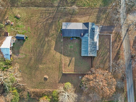 3rd image of 217 McClanahan Rd SE