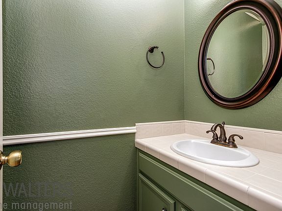 4th image of 9270 Towne Centre Dr Unit 29