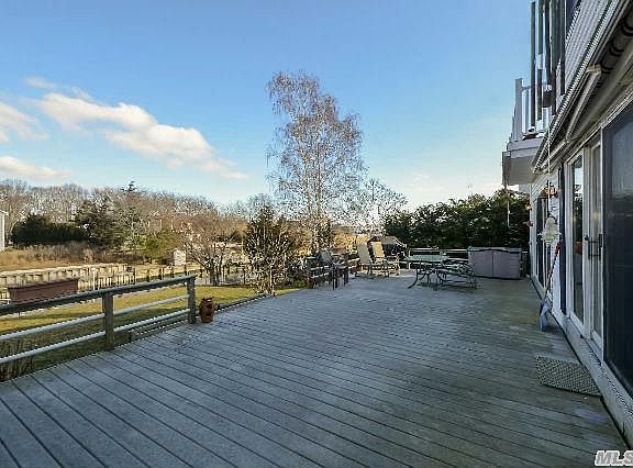 4th image of 655 Albacore Dr