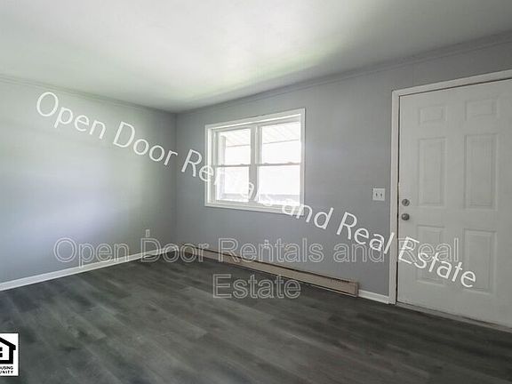 3rd image of 411 E Quincy St APT 202