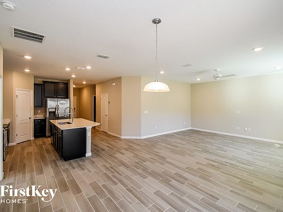 4th image of 10368 Pavnes Creek Dr