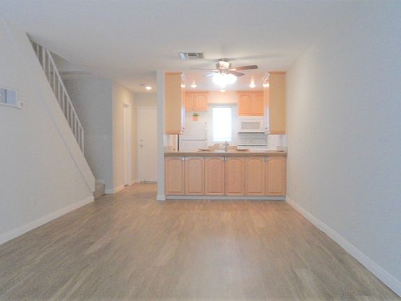 3rd image of 3783 1st Ave APT 5