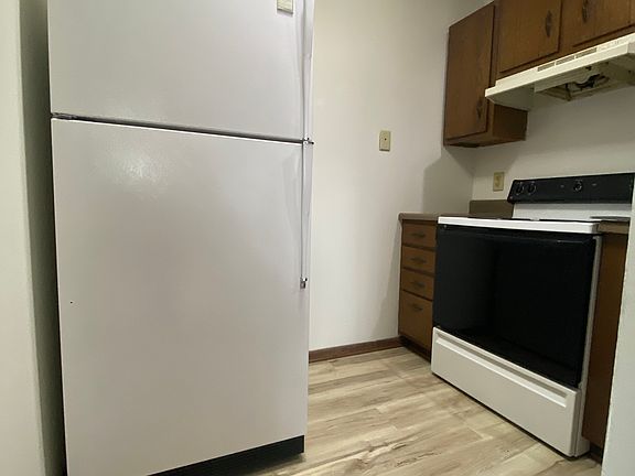 4th image of 1228 E St #2