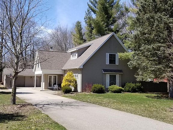 5th image of 30916 White Oak Dr
