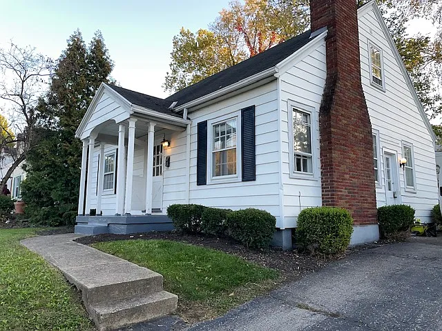 3 bed, 1176 sqft, $1,730 — Photo 2
