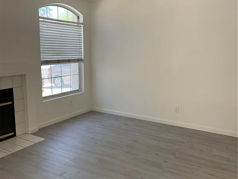 7617 Allerton Ave — Photo 8