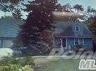 2344 Hamilton Rd, Bellmore, NY 11710