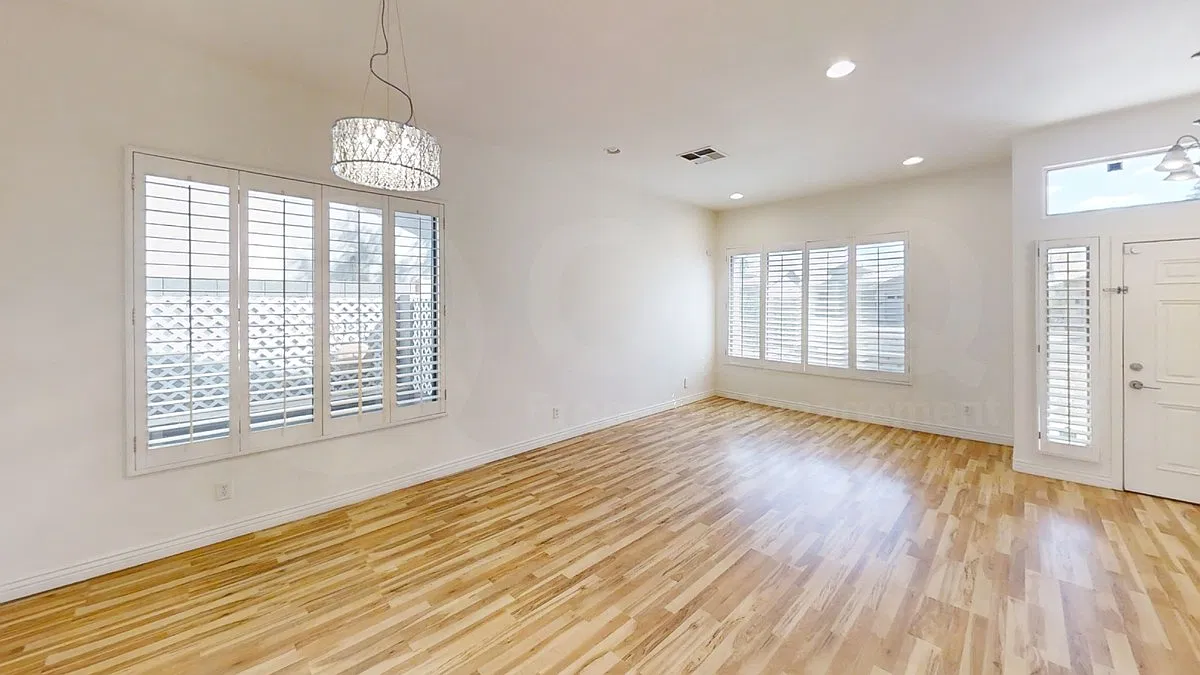 4 bed, 2.0 bath, 1848 sqft, $2,600 — Photo 3