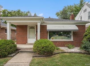 6587 Cortland Ave, Allen Park, MI 48101
