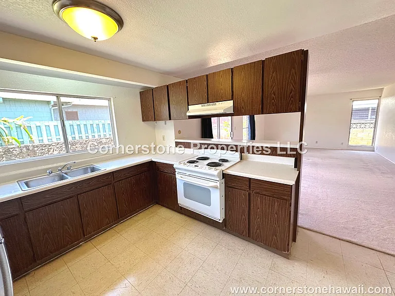 94-676 Makaamoamo Pl — Photo 11