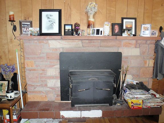 5th image of 2651 Cedar Ln SE