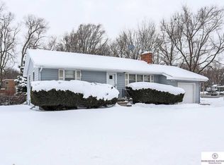 6511 Ames Ave, Omaha, NE 68104