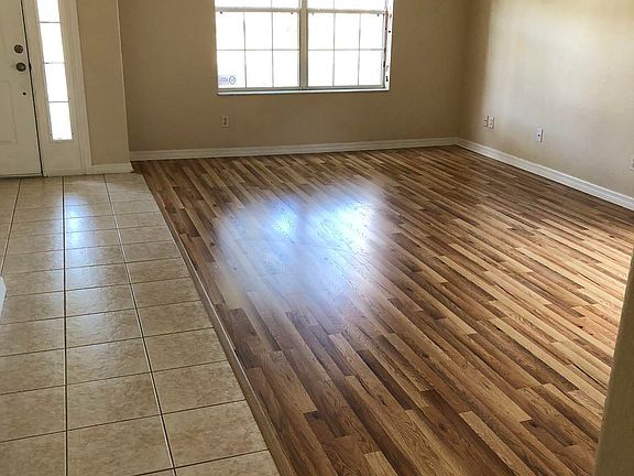 2nd image of 4661 Portage Trl